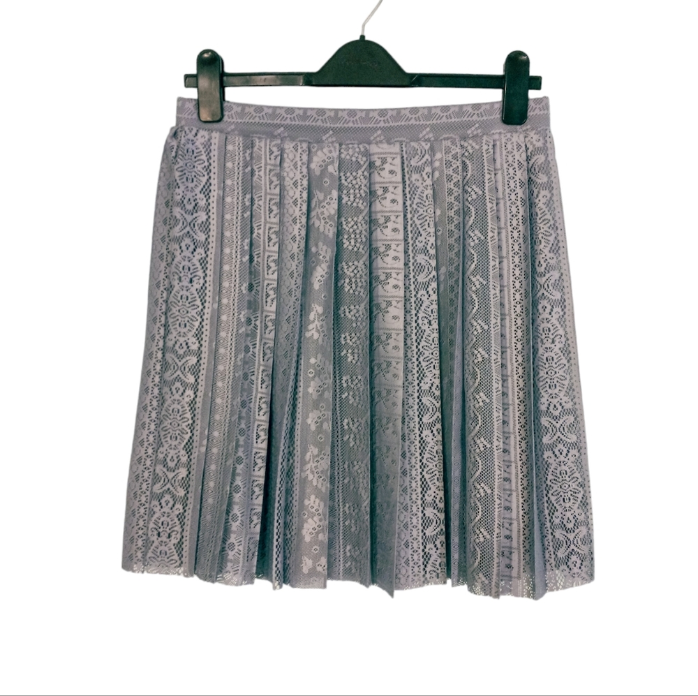 NWOT | Asos Pleated Lace Mini Skirt | US 8